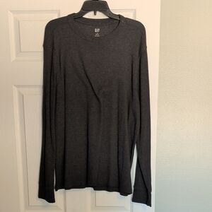GAP Men's Charcoal Long Sleeve Tee